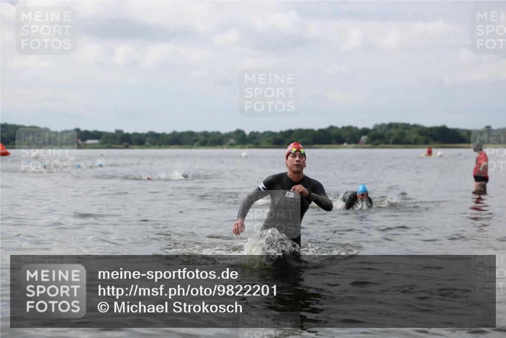 21.06.2026 - Viking Triathlon Michael Strokosch http://msf.ph/oto/9822201 21.06.2026 10:29:33 Schwimmen 74, 610 meine-sportfotos.de