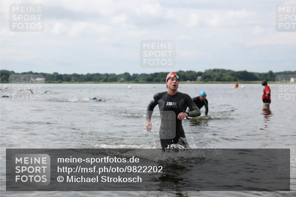 21.06.2026 - Viking Triathlon Michael Strokosch http://msf.ph/oto/9822202 21.06.2026 10:29:33 Schwimmen 74, 610 meine-sportfotos.de