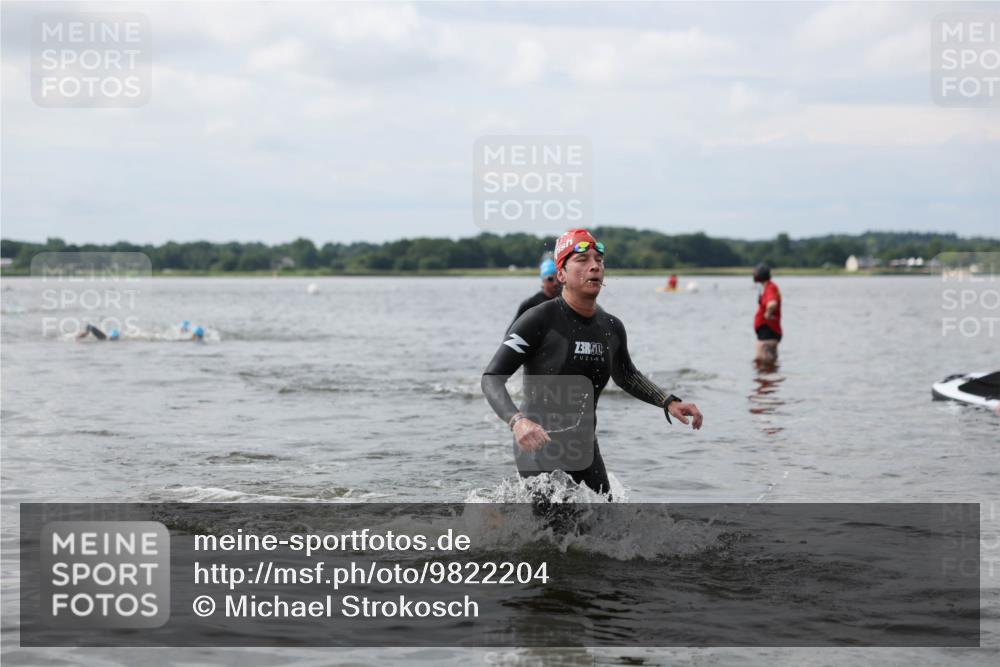 21.06.2026 - Viking Triathlon Michael Strokosch http://msf.ph/oto/9822204 21.06.2026 10:29:34 Schwimmen 74, 610 meine-sportfotos.de