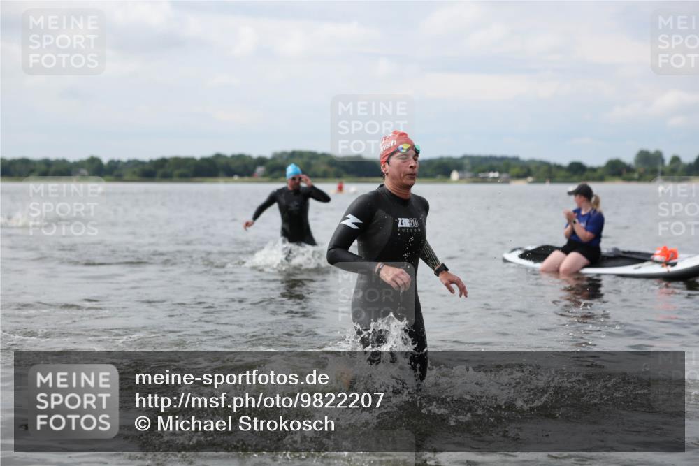 21.06.2026 - Viking Triathlon Michael Strokosch http://msf.ph/oto/9822207 21.06.2026 10:29:34 Schwimmen 74, 610 meine-sportfotos.de