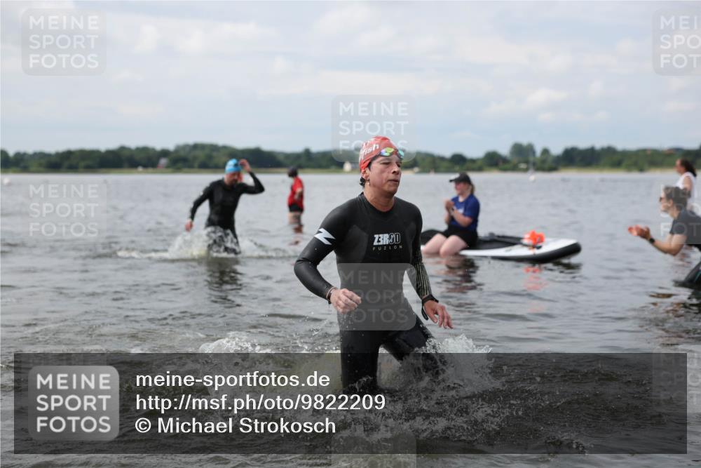 21.06.2026 - Viking Triathlon Michael Strokosch http://msf.ph/oto/9822209 21.06.2026 10:29:35 Schwimmen 74, 610 meine-sportfotos.de