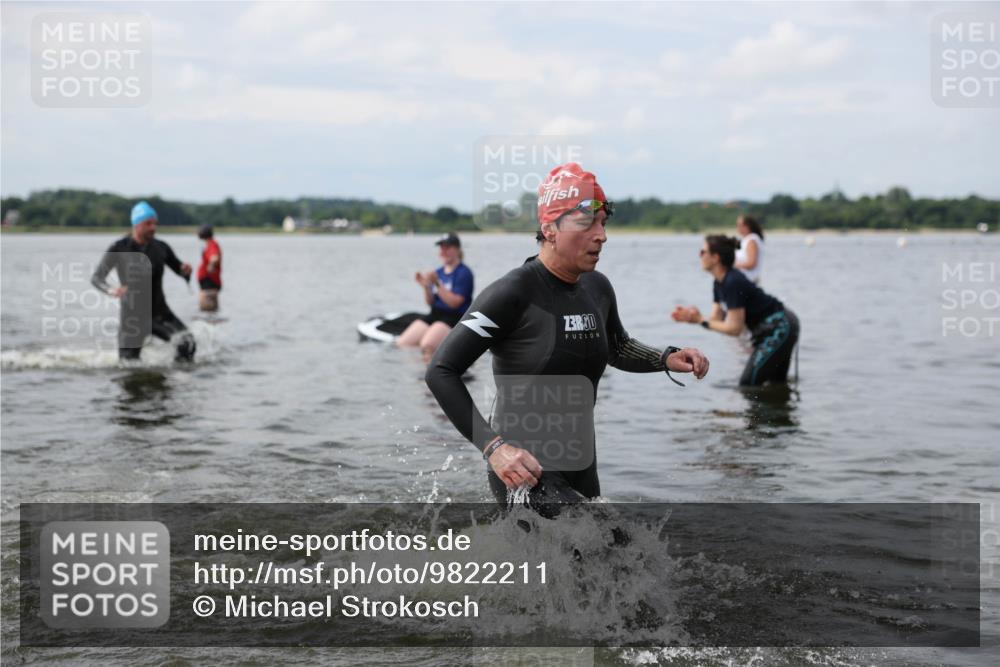 21.06.2026 - Viking Triathlon Michael Strokosch http://msf.ph/oto/9822211 21.06.2026 10:29:35 Schwimmen 74, 610 meine-sportfotos.de