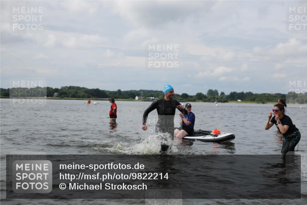 21.06.2026 - Viking Triathlon Michael Strokosch http://msf.ph/oto/9822214 21.06.2026 10:29:37 Schwimmen 74, 169, 610 meine-sportfotos.de