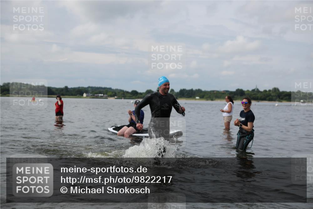 21.06.2026 - Viking Triathlon Michael Strokosch http://msf.ph/oto/9822217 21.06.2026 10:29:38 Schwimmen 74, 169, 359, 527, 610 meine-sportfotos.de