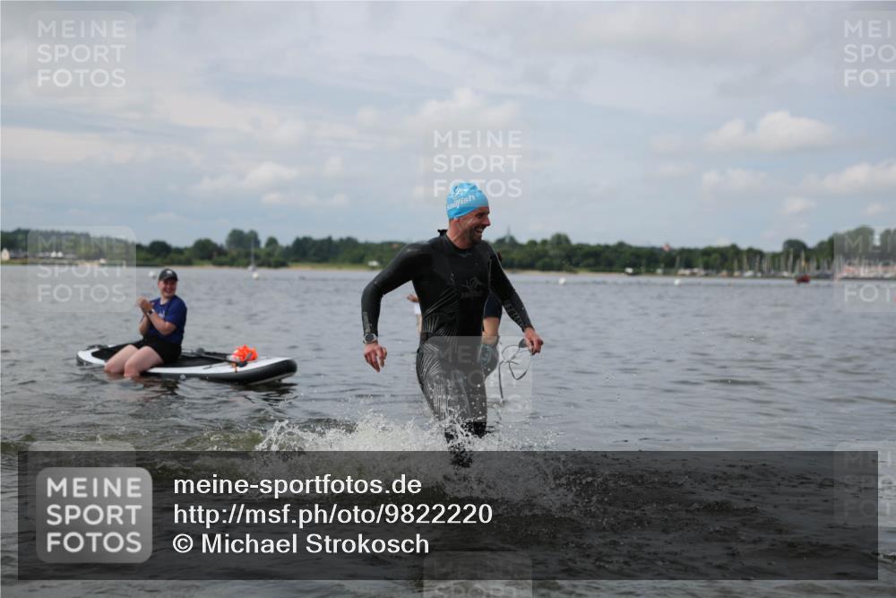 21.06.2026 - Viking Triathlon Michael Strokosch http://msf.ph/oto/9822220 21.06.2026 10:29:39 Schwimmen 74, 169, 359, 527, 610 meine-sportfotos.de