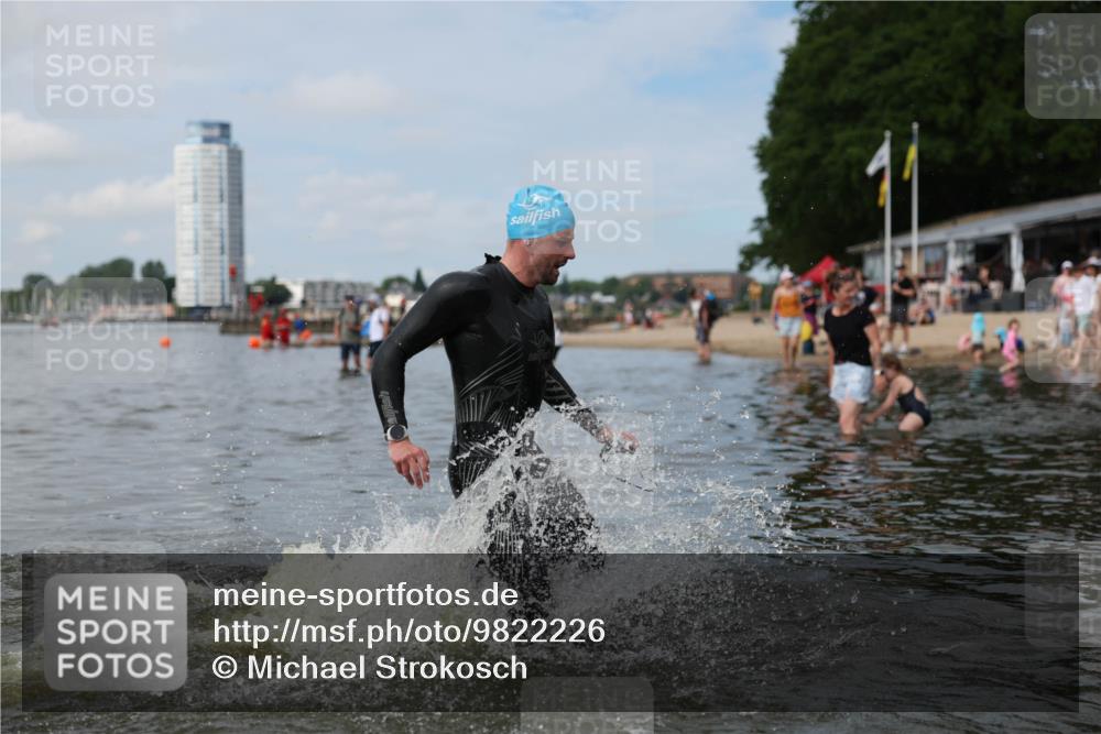 21.06.2026 - Viking Triathlon Michael Strokosch http://msf.ph/oto/9822226 21.06.2026 10:29:41 Schwimmen 74, 169, 359, 527, 610 meine-sportfotos.de