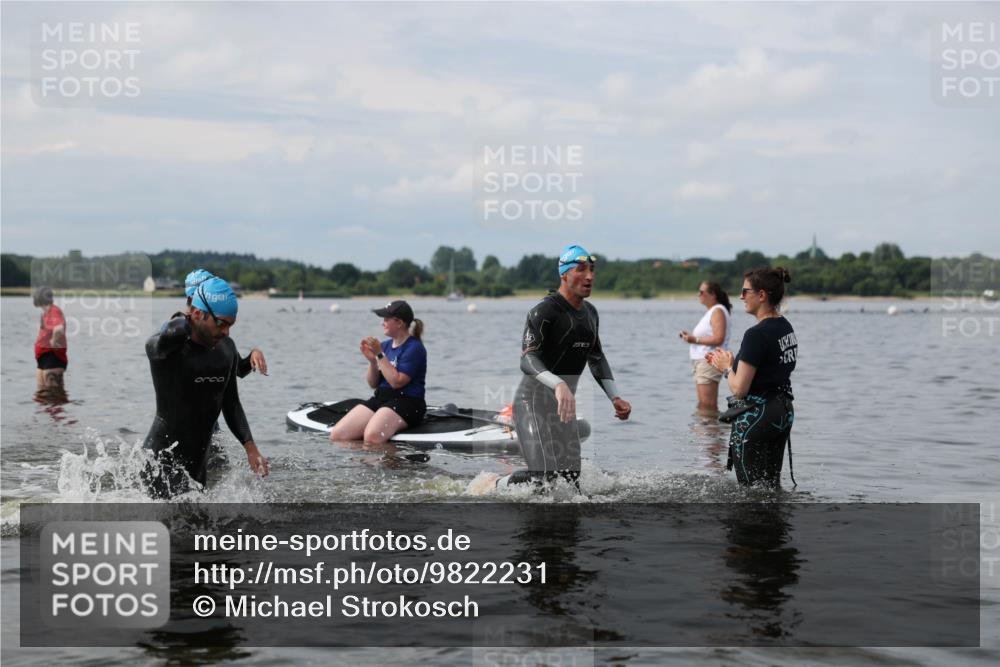 21.06.2026 - Viking Triathlon Michael Strokosch http://msf.ph/oto/9822231 21.06.2026 10:29:51 Schwimmen 31, 38, 169, 270, 359, 527 meine-sportfotos.de