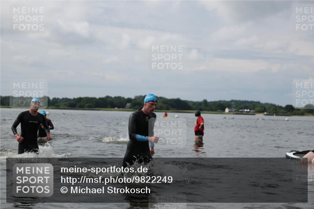 21.06.2026 - Viking Triathlon Michael Strokosch http://msf.ph/oto/9822249 21.06.2026 10:30:00 Schwimmen 31, 38, 104, 169, 270, 359, 527 meine-sportfotos.de