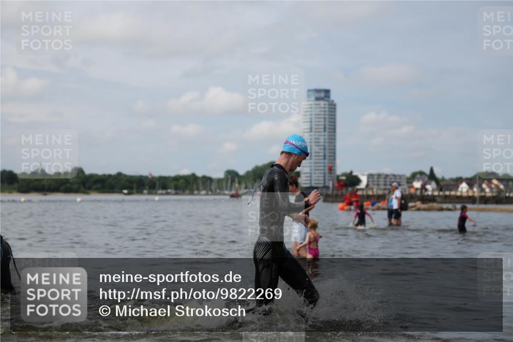 21.06.2026 - Viking Triathlon Michael Strokosch http://msf.ph/oto/9822269 21.06.2026 10:30:10 Schwimmen 27, 31, 38, 104, 218 meine-sportfotos.de
