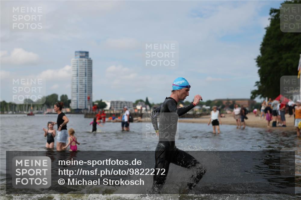 21.06.2026 - Viking Triathlon Michael Strokosch http://msf.ph/oto/9822272 21.06.2026 10:30:10 Schwimmen 27, 31, 38, 104, 218 meine-sportfotos.de