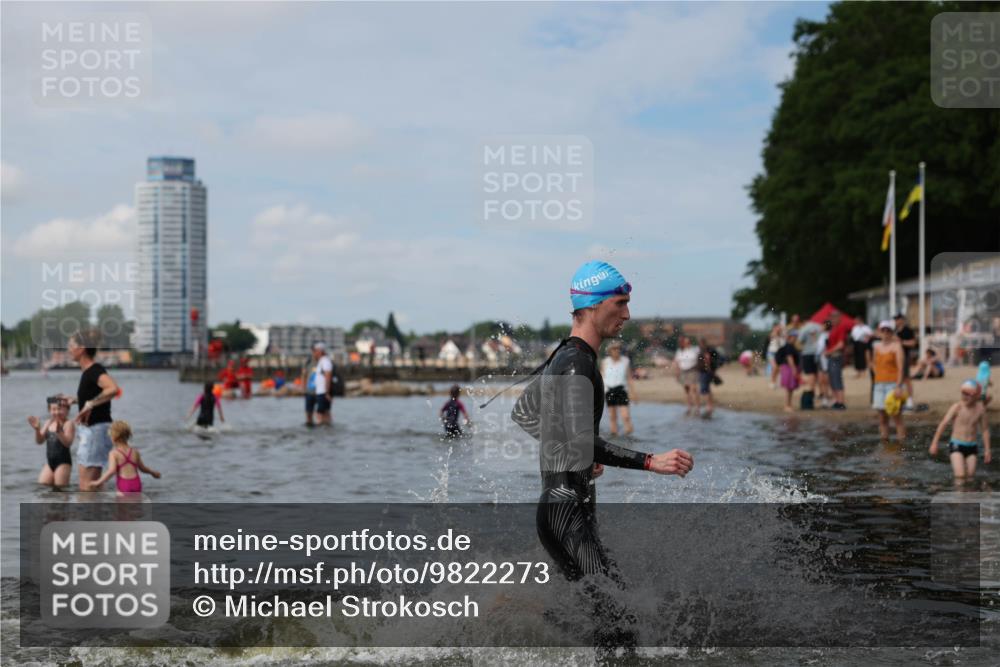21.06.2026 - Viking Triathlon Michael Strokosch http://msf.ph/oto/9822273 21.06.2026 10:30:10 Schwimmen 27, 31, 38, 104, 218 meine-sportfotos.de