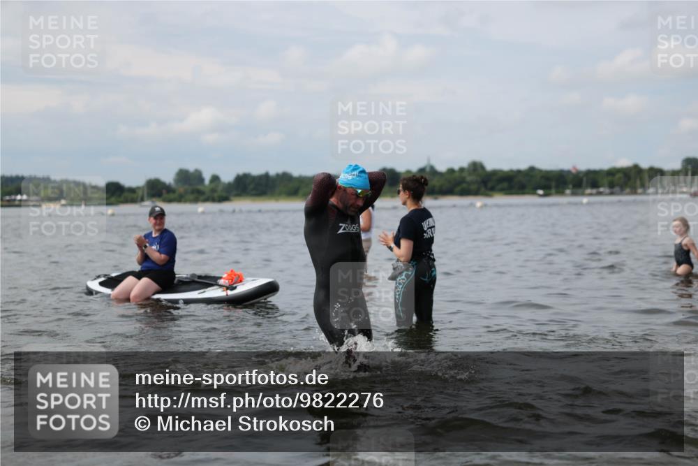 21.06.2026 - Viking Triathlon Michael Strokosch http://msf.ph/oto/9822276 21.06.2026 10:30:12 Schwimmen 27, 31, 38, 104, 218 meine-sportfotos.de