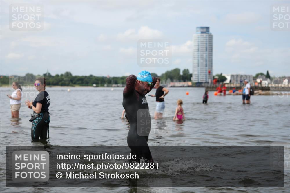 21.06.2026 - Viking Triathlon Michael Strokosch http://msf.ph/oto/9822281 21.06.2026 10:30:14 Schwimmen 27, 38, 104, 218 meine-sportfotos.de