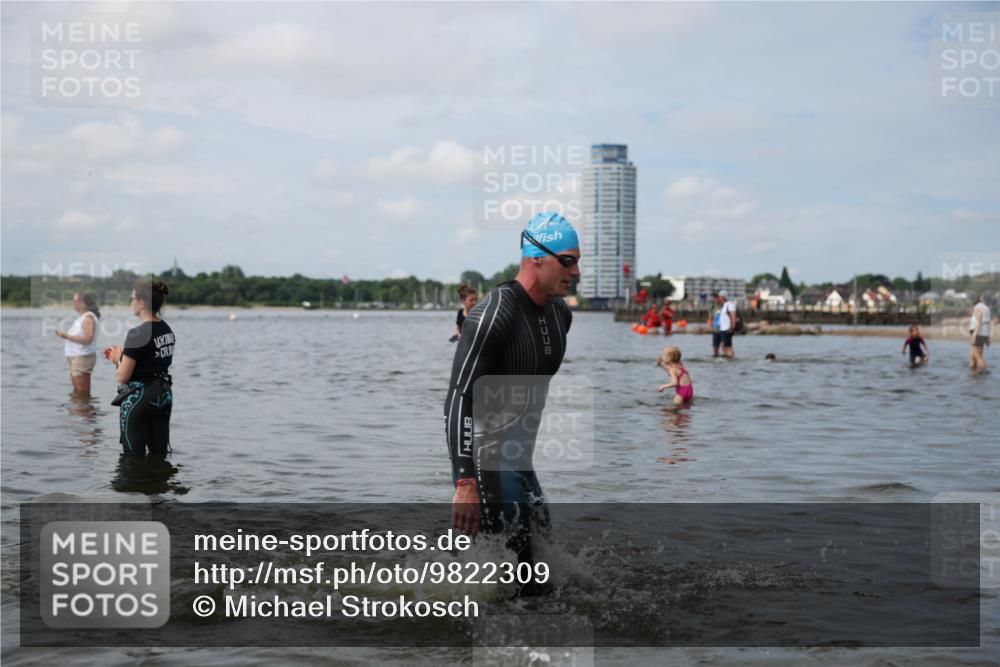 21.06.2026 - Viking Triathlon Michael Strokosch http://msf.ph/oto/9822309 21.06.2026 10:30:30 Schwimmen 5, 42, 103, 218, 337, 394 meine-sportfotos.de
