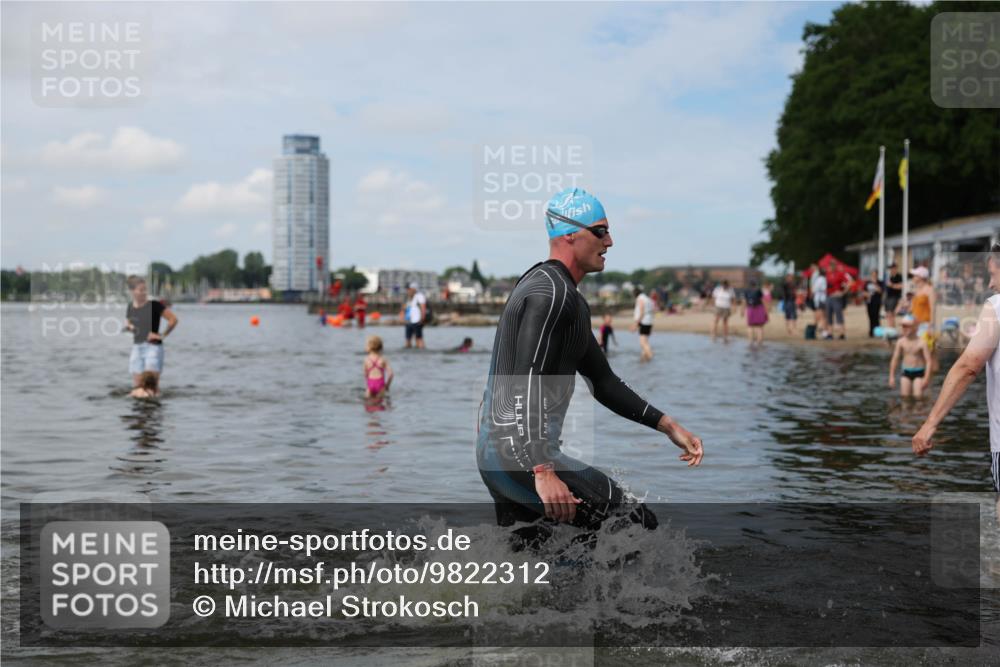 21.06.2026 - Viking Triathlon Michael Strokosch http://msf.ph/oto/9822312 21.06.2026 10:30:31 Schwimmen 5, 42, 103, 218, 337, 394 meine-sportfotos.de
