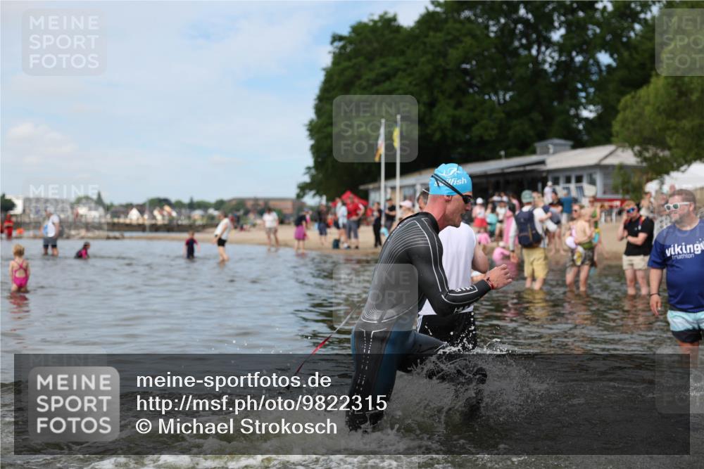 21.06.2026 - Viking Triathlon Michael Strokosch http://msf.ph/oto/9822315 21.06.2026 10:30:31 Schwimmen 5, 42, 103, 218, 337, 394 meine-sportfotos.de