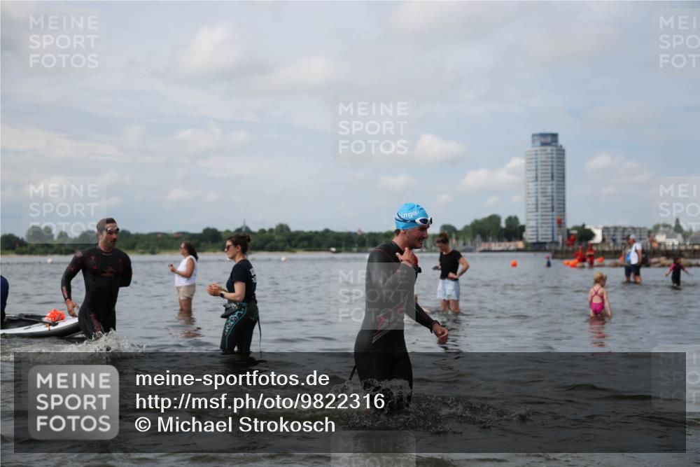 21.06.2026 - Viking Triathlon Michael Strokosch http://msf.ph/oto/9822316 21.06.2026 10:30:33 Schwimmen 5, 42, 103, 218, 337, 394 meine-sportfotos.de