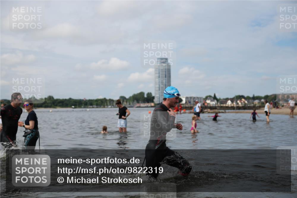 21.06.2026 - Viking Triathlon Michael Strokosch http://msf.ph/oto/9822319 21.06.2026 10:30:33 Schwimmen 5, 42, 103, 218, 337, 394 meine-sportfotos.de