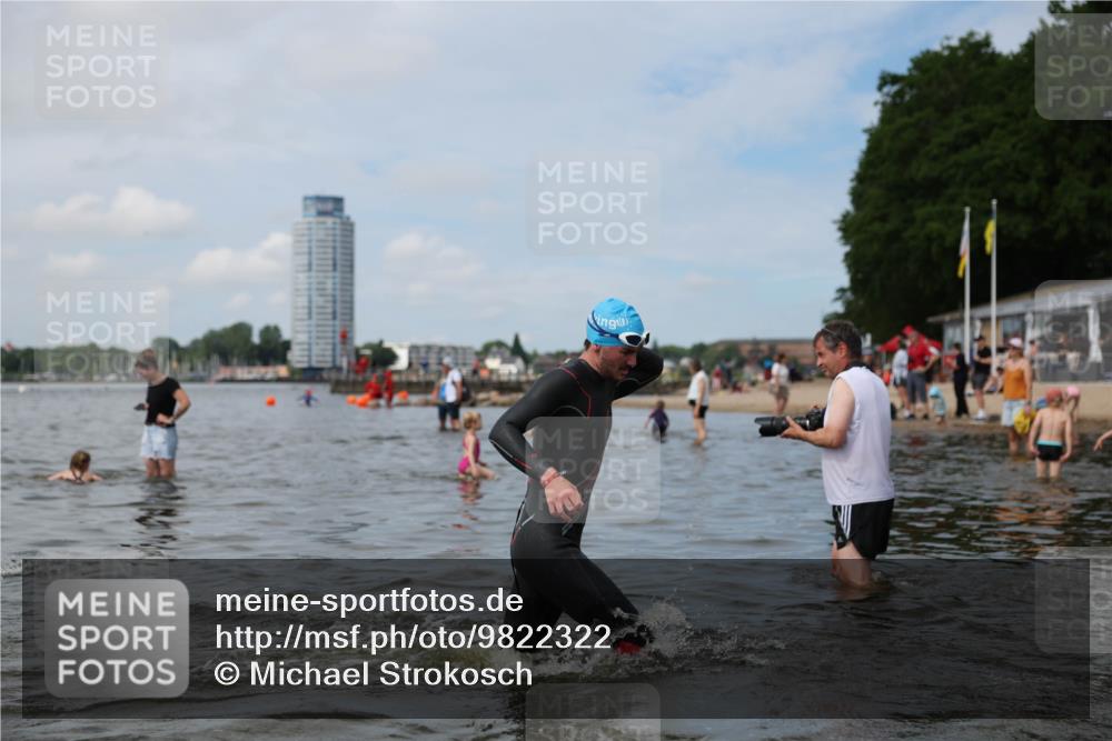 21.06.2026 - Viking Triathlon Michael Strokosch http://msf.ph/oto/9822322 21.06.2026 10:30:34 Schwimmen 5, 42, 103, 218, 337, 394 meine-sportfotos.de