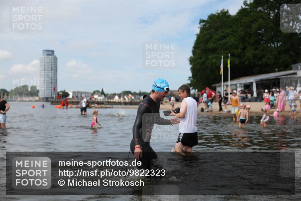 21.06.2026 - Viking Triathlon Michael Strokosch http://msf.ph/oto/9822323 21.06.2026 10:30:34 Schwimmen 5, 42, 103, 218, 337, 394 meine-sportfotos.de