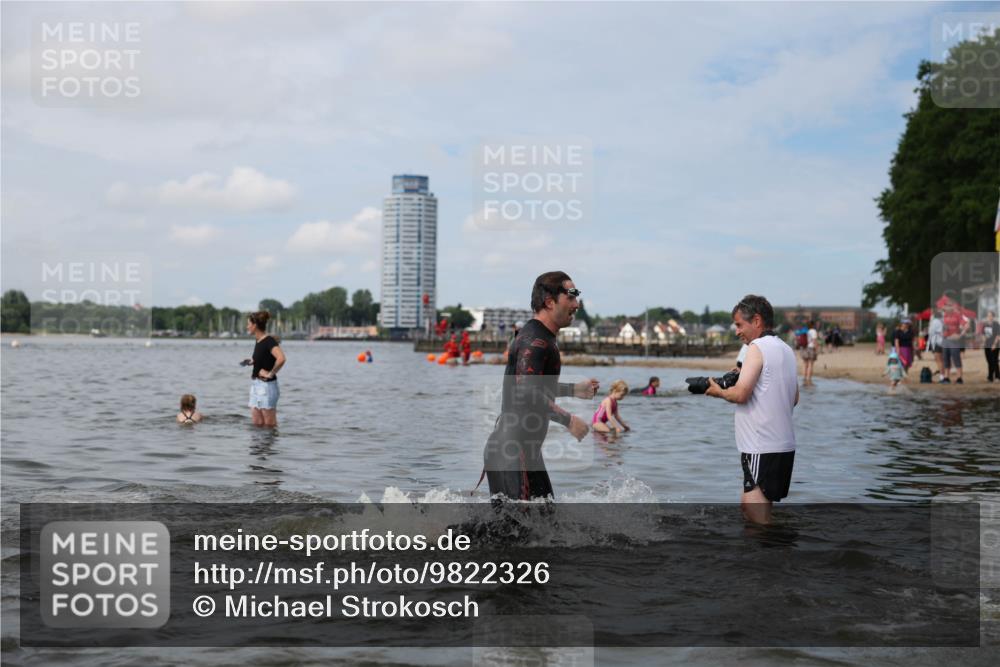 21.06.2026 - Viking Triathlon Michael Strokosch http://msf.ph/oto/9822326 21.06.2026 10:30:36 Schwimmen 5, 42, 103, 337, 394 meine-sportfotos.de
