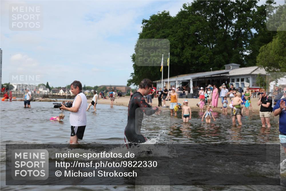 21.06.2026 - Viking Triathlon Michael Strokosch http://msf.ph/oto/9822330 21.06.2026 10:30:36 Schwimmen 5, 42, 103, 337, 394 meine-sportfotos.de
