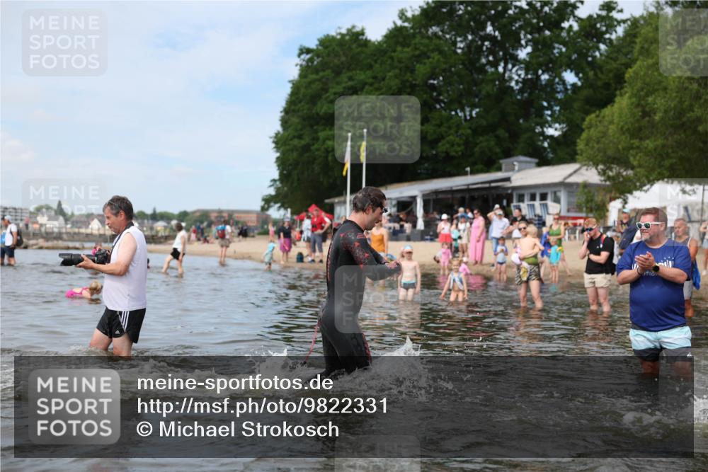 21.06.2026 - Viking Triathlon Michael Strokosch http://msf.ph/oto/9822331 21.06.2026 10:30:37 Schwimmen 5, 42, 103, 337, 394 meine-sportfotos.de