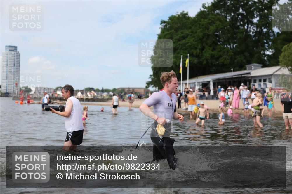 21.06.2026 - Viking Triathlon Michael Strokosch http://msf.ph/oto/9822334 21.06.2026 10:30:39 Schwimmen 5, 42, 103, 337, 394 meine-sportfotos.de