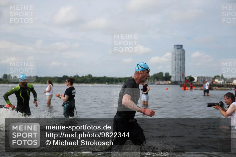 21.06.2026 - Viking Triathlon Michael Strokosch http://msf.ph/oto/9822344 21.06.2026 10:30:42 Schwimmen 5, 103, 131, 337, 394 meine-sportfotos.de