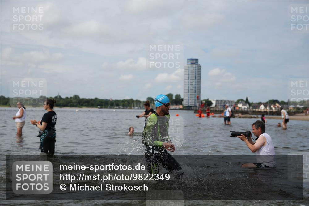 21.06.2026 - Viking Triathlon Michael Strokosch http://msf.ph/oto/9822349 21.06.2026 10:30:44 Schwimmen 131, 337, 394, 454, 665 meine-sportfotos.de