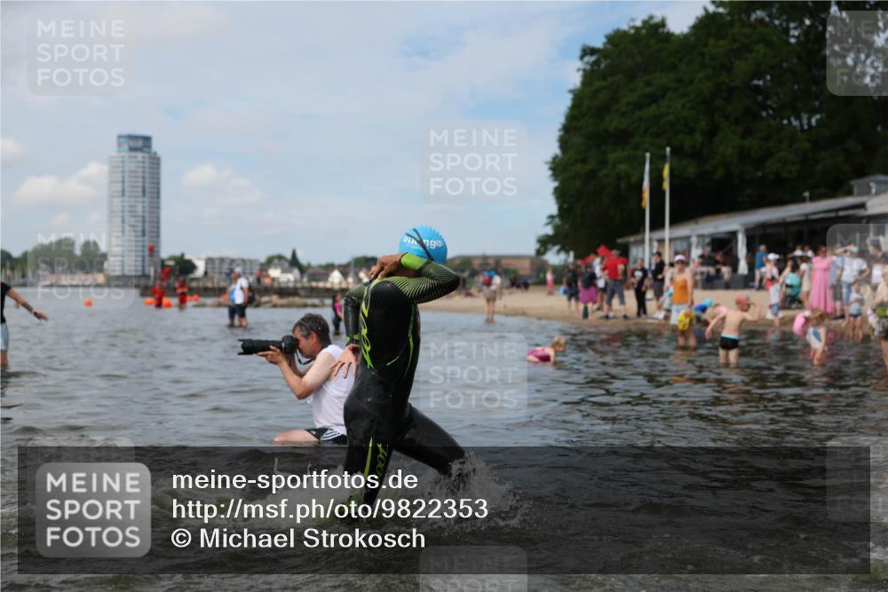 21.06.2026 - Viking Triathlon Michael Strokosch http://msf.ph/oto/9822353 21.06.2026 10:30:45 Schwimmen 131, 337, 394, 454, 665 meine-sportfotos.de