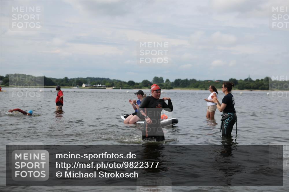21.06.2026 - Viking Triathlon Michael Strokosch http://msf.ph/oto/9822377 21.06.2026 10:31:09 Schwimmen 14, 98, 454, 486, 569, 637, 665 meine-sportfotos.de