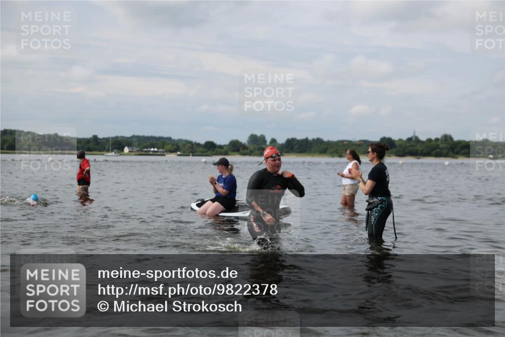 21.06.2026 - Viking Triathlon Michael Strokosch http://msf.ph/oto/9822378 21.06.2026 10:31:09 Schwimmen 14, 98, 454, 486, 569, 637, 665 meine-sportfotos.de