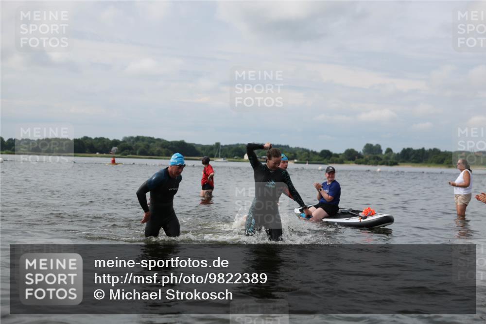21.06.2026 - Viking Triathlon Michael Strokosch http://msf.ph/oto/9822389 21.06.2026 10:31:15 Schwimmen 14, 98, 486, 569, 637 meine-sportfotos.de