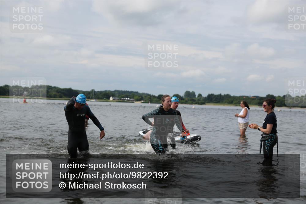 21.06.2026 - Viking Triathlon Michael Strokosch http://msf.ph/oto/9822392 21.06.2026 10:31:15 Schwimmen 14, 98, 486, 569, 637 meine-sportfotos.de