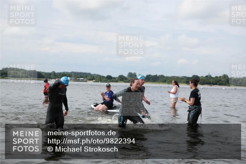 21.06.2026 - Viking Triathlon Michael Strokosch http://msf.ph/oto/9822394 21.06.2026 10:31:16 Schwimmen 14, 98, 486, 569, 637 meine-sportfotos.de
