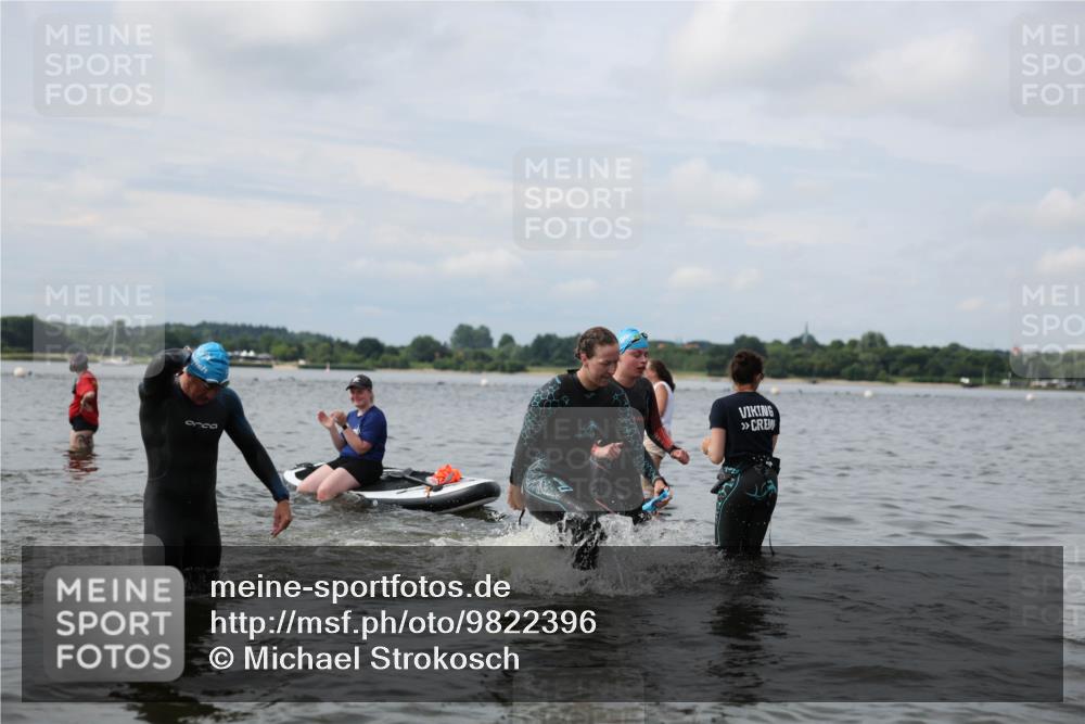 21.06.2026 - Viking Triathlon Michael Strokosch http://msf.ph/oto/9822396 21.06.2026 10:31:16 Schwimmen 14, 98, 486, 569, 637 meine-sportfotos.de