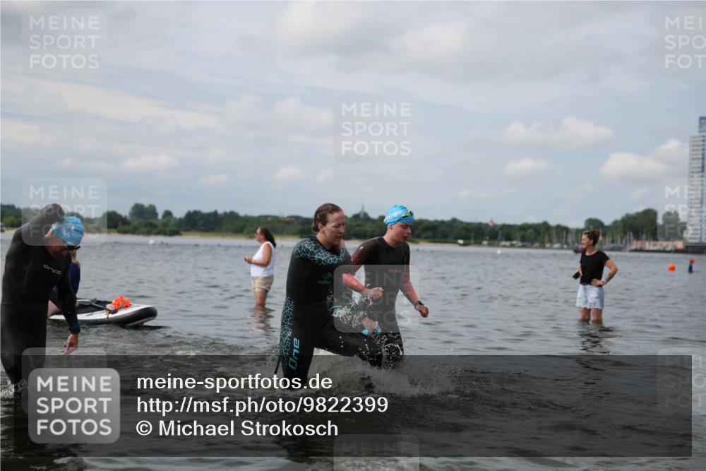 21.06.2026 - Viking Triathlon Michael Strokosch http://msf.ph/oto/9822399 21.06.2026 10:31:17 Schwimmen 14, 98, 486, 506, 569, 637 meine-sportfotos.de