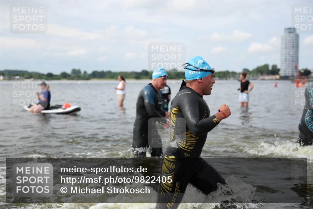 21.06.2026 - Viking Triathlon Michael Strokosch http://msf.ph/oto/9822405 21.06.2026 10:31:19 Schwimmen 14, 98, 486, 506, 569, 637 meine-sportfotos.de