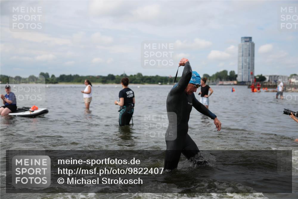 21.06.2026 - Viking Triathlon Michael Strokosch http://msf.ph/oto/9822407 21.06.2026 10:31:20 Schwimmen 14, 98, 486, 506, 569, 637 meine-sportfotos.de