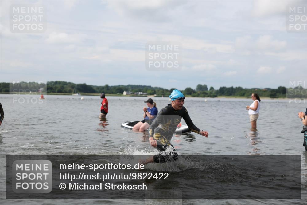 21.06.2026 - Viking Triathlon Michael Strokosch http://msf.ph/oto/9822422 21.06.2026 10:31:39 Schwimmen 17, 278, 487, 506 meine-sportfotos.de