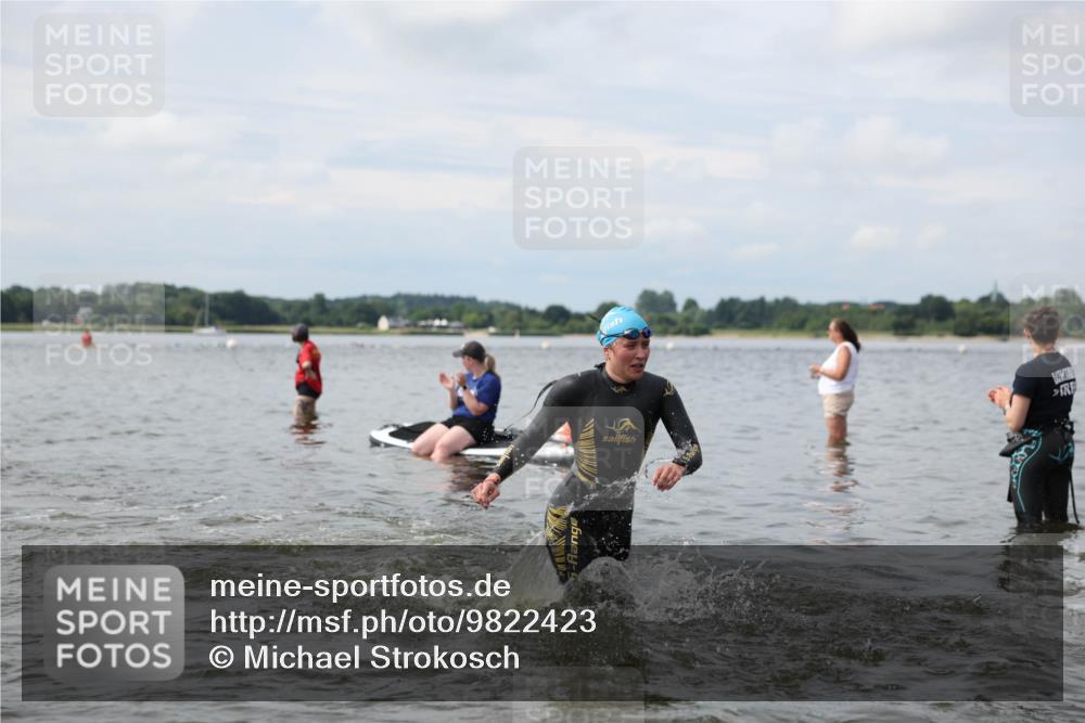 21.06.2026 - Viking Triathlon Michael Strokosch http://msf.ph/oto/9822423 21.06.2026 10:31:39 Schwimmen 17, 278, 487, 506 meine-sportfotos.de
