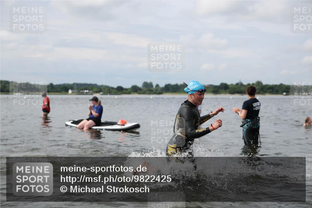 21.06.2026 - Viking Triathlon Michael Strokosch http://msf.ph/oto/9822425 21.06.2026 10:31:39 Schwimmen 17, 278, 487, 506 meine-sportfotos.de