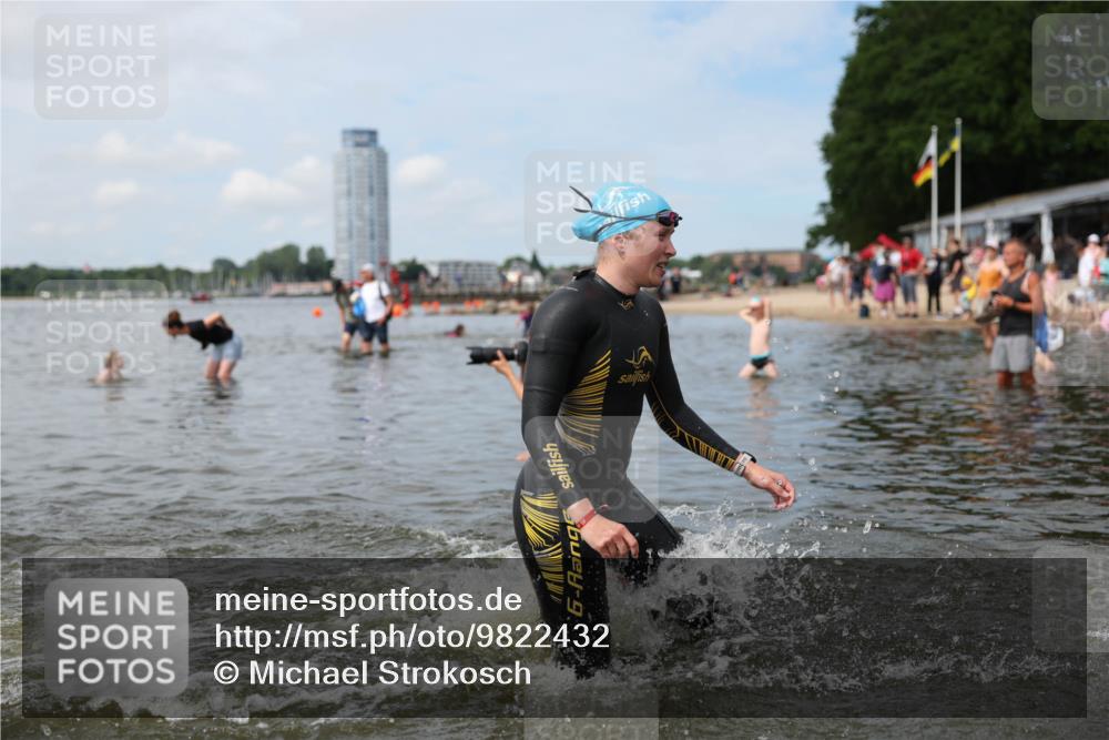 21.06.2026 - Viking Triathlon Michael Strokosch http://msf.ph/oto/9822432 21.06.2026 10:31:41 Schwimmen 17, 278, 487, 506 meine-sportfotos.de