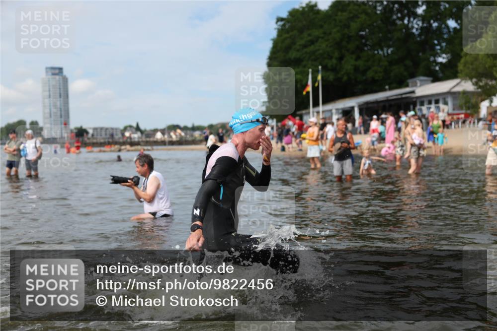 21.06.2026 - Viking Triathlon Michael Strokosch http://msf.ph/oto/9822456 21.06.2026 10:31:55 Schwimmen 278 meine-sportfotos.de