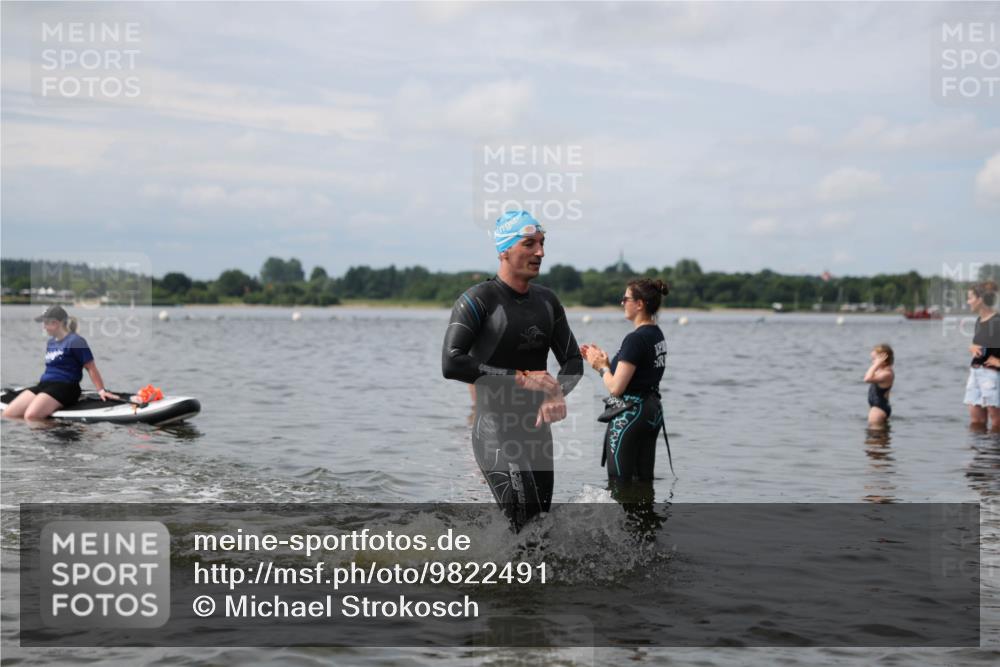 21.06.2026 - Viking Triathlon Michael Strokosch http://msf.ph/oto/9822491 21.06.2026 10:32:41 Schwimmen 126, 447, 500, 644 meine-sportfotos.de