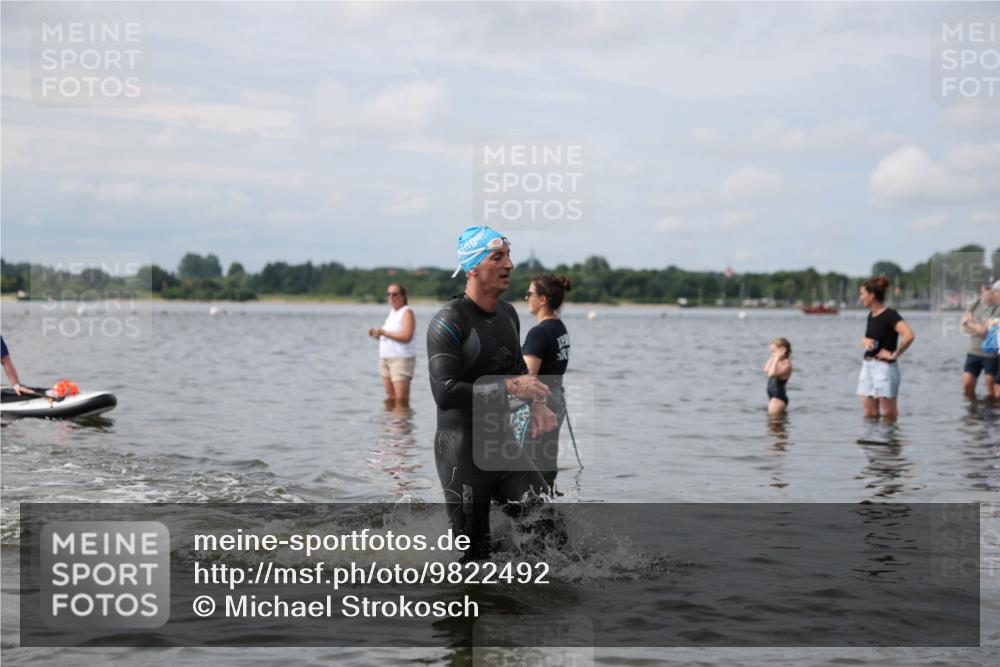 21.06.2026 - Viking Triathlon Michael Strokosch http://msf.ph/oto/9822492 21.06.2026 10:32:41 Schwimmen 126, 447, 500, 644 meine-sportfotos.de