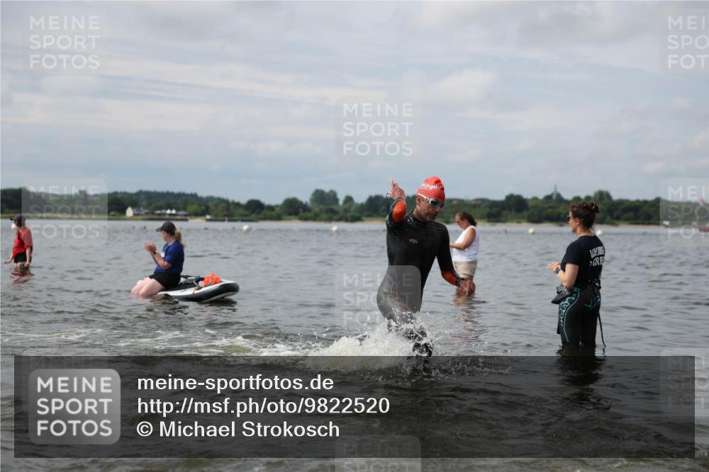21.06.2026 - Viking Triathlon Michael Strokosch http://msf.ph/oto/9822520 21.06.2026 10:32:53 Schwimmen 114, 126, 269, 383, 644 meine-sportfotos.de