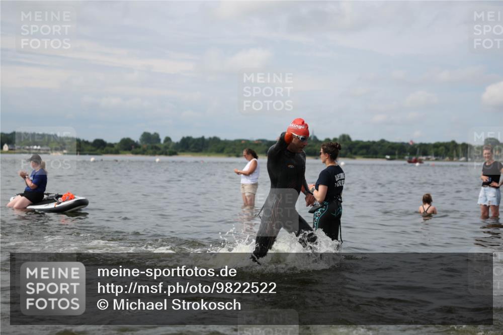 21.06.2026 - Viking Triathlon Michael Strokosch http://msf.ph/oto/9822522 21.06.2026 10:32:54 Schwimmen 114, 126, 269, 383, 644 meine-sportfotos.de