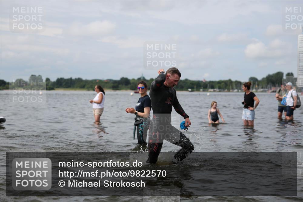 21.06.2026 - Viking Triathlon Michael Strokosch http://msf.ph/oto/9822570 21.06.2026 10:33:17 Schwimmen 109, 238, 446, 579, 625 meine-sportfotos.de